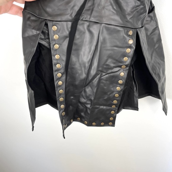 Elegant Black Cape and Dress Set - Picture 5 of 16